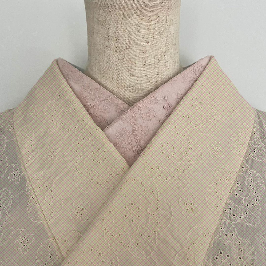 Han-eri (removable collar) Light Persimmon Cotton-Linen with Heart Flower Embroidery, Pink Han-eri Cotton-Linen Lace Summer