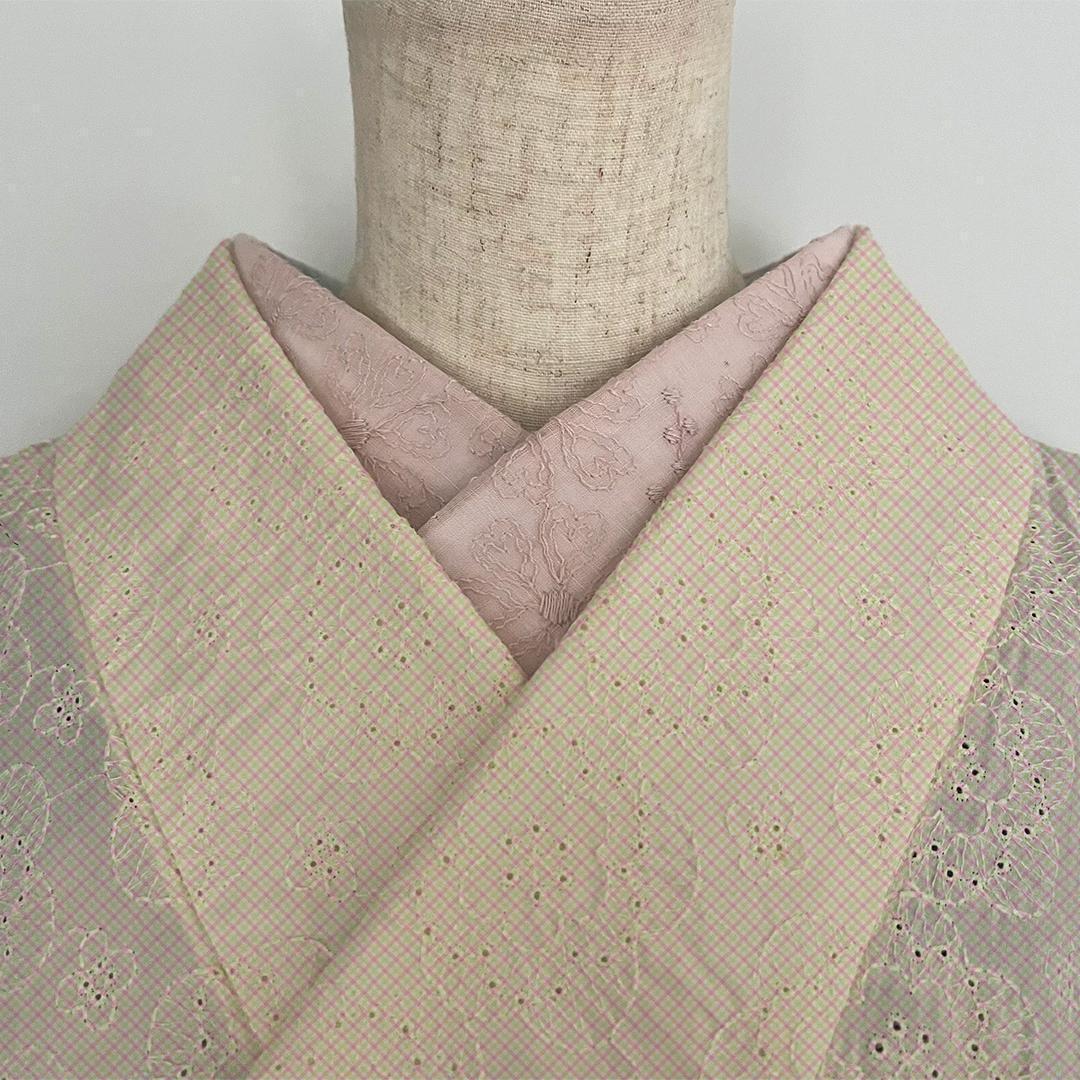 Han-eri (removable collar) Light Persimmon Cotton-Linen with Heart Flower Embroidery, Pink Han-eri Cotton-Linen Lace Summer