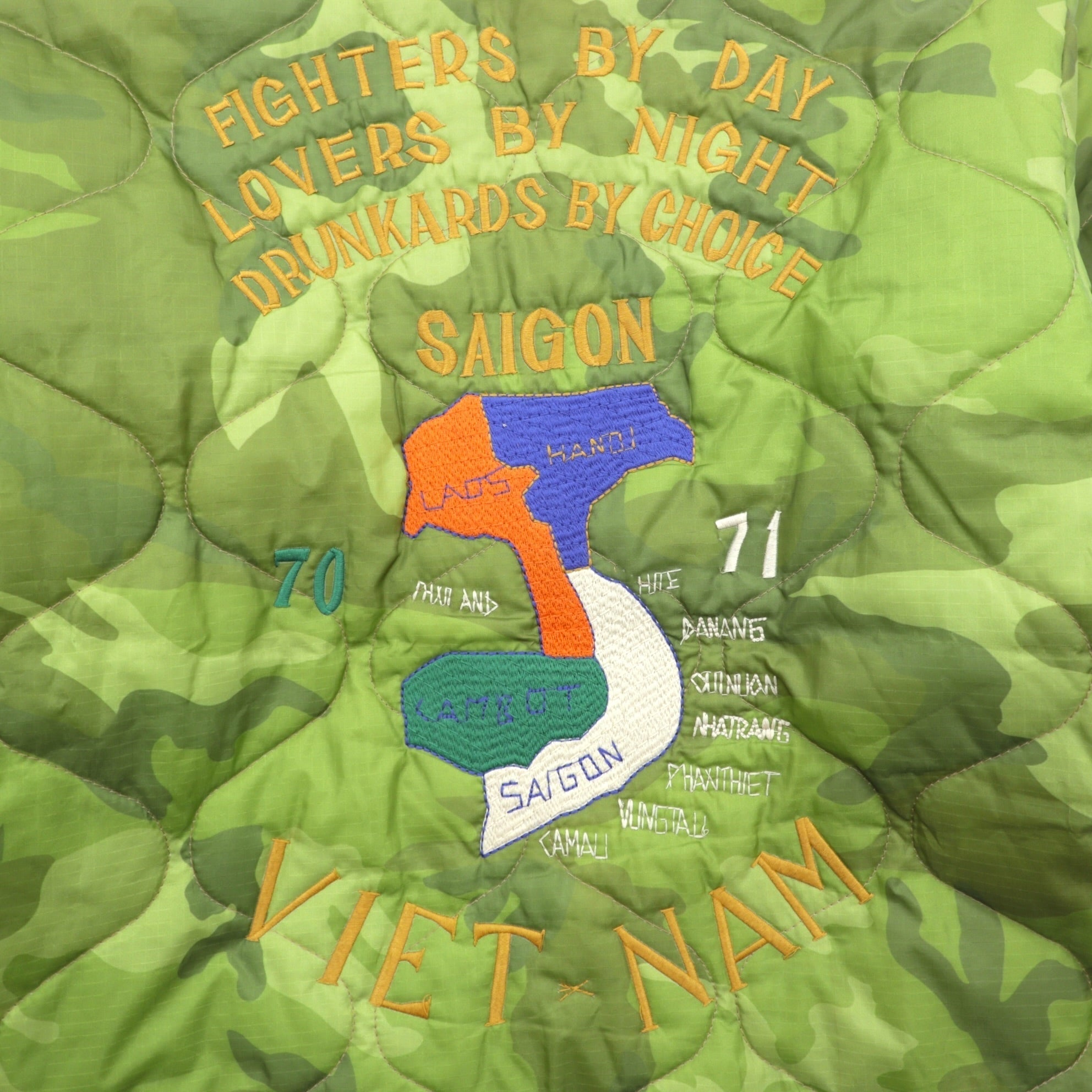 NON STOCK MFG Vietnam Jacket Souvenir Jacket L Ripstop Nylon Padded Replica 70s Reproduction Camouflage Quilting Tiger Dragon Fuku