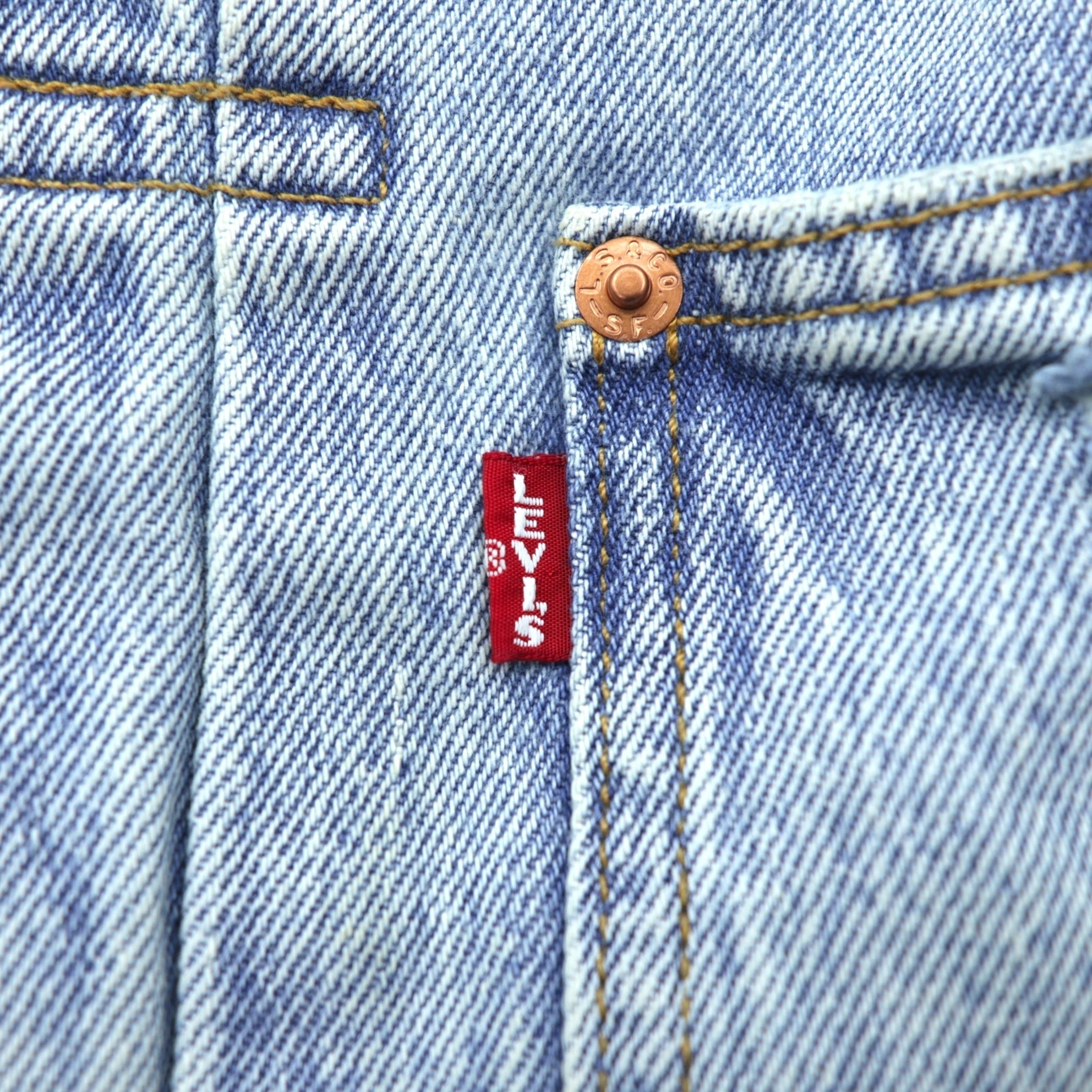 Levi's 1st Type War Model Big E Denim Jacket Gジャン S Big Size Cinch Back TYPE 1 A3174-0006 LIGHT WASH Distressed Double Pleat Relaxed Fit Leather Patch