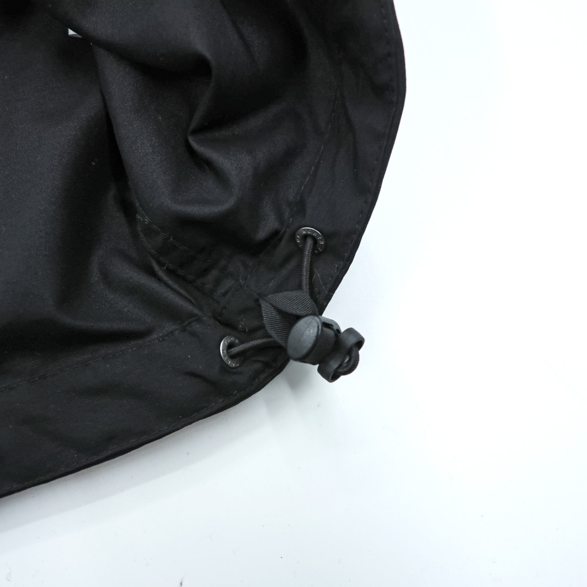THE NORTH FACE Compact Jacket Mountain Parka L Black Nylon Waterproof Shell Drawcord NP72230 Unused