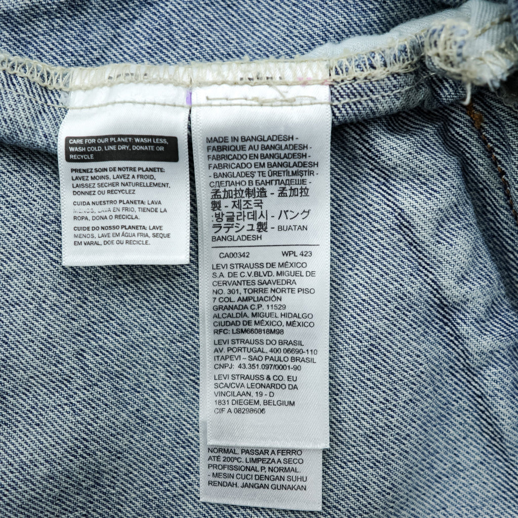 Levi's Vintage Finish Denim Trucker Jacket G Jean M Indigo Light Blue STOCK TRUCKER JACKET A2662