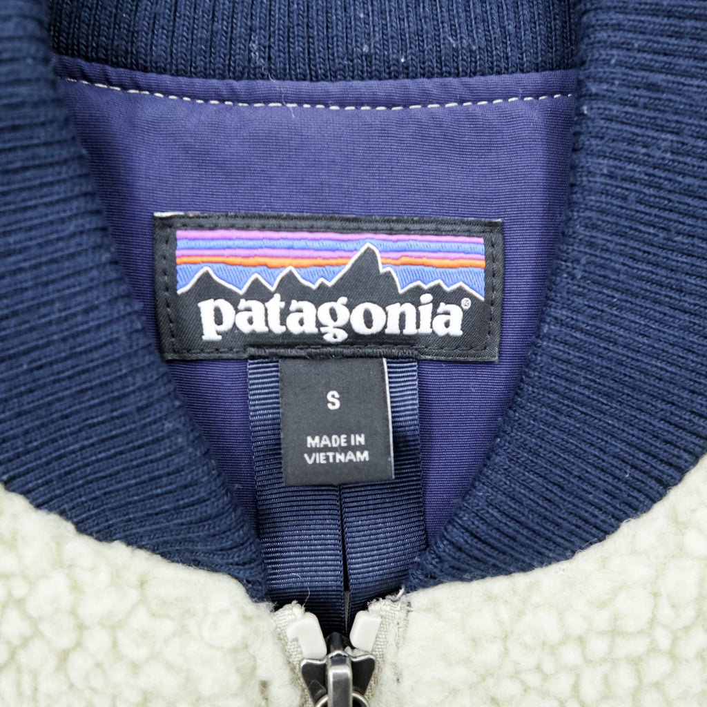 Patagonia Retro-X Discontinued Bomber Jacket Retro-X Bomber Jkt Boa Fleece Jacket S Natural x Navy 22830