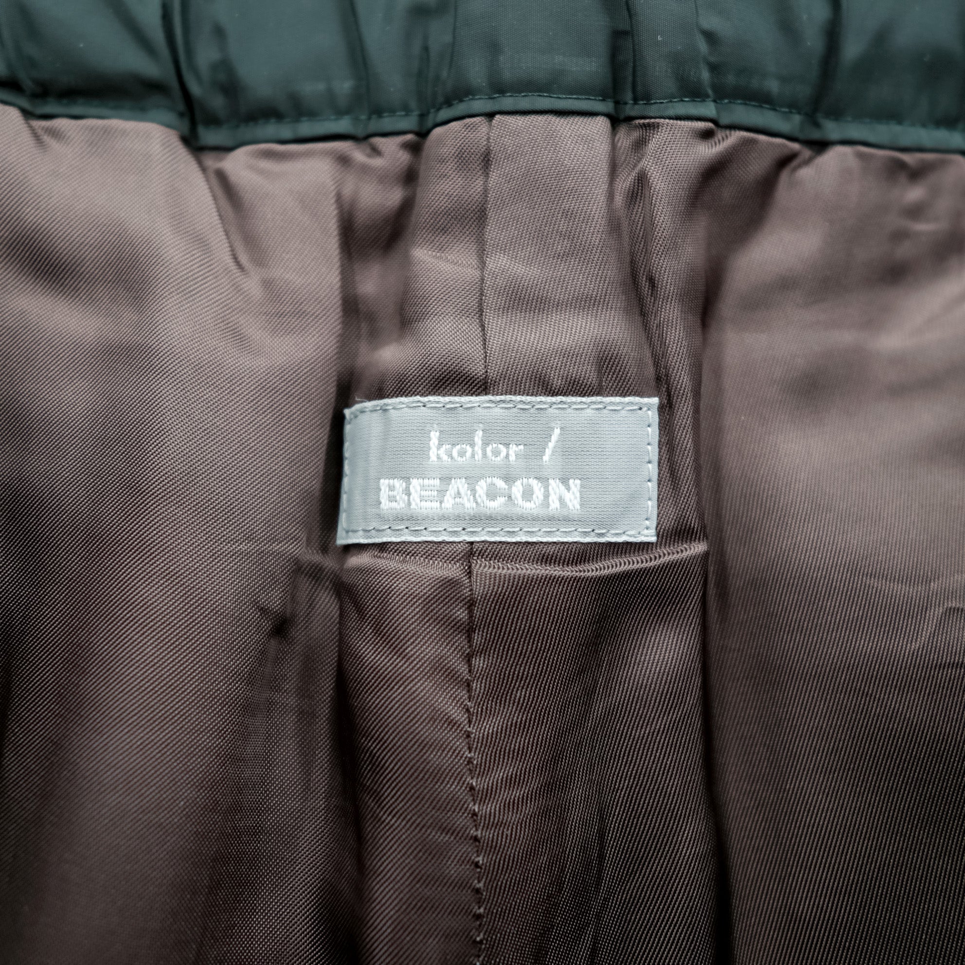 kolor BEACON Padded Coated Belted Pants L Gray Waterproof Outdoor Webbing Belt Wide Tapered 21WBM-P007132 Made in Japan