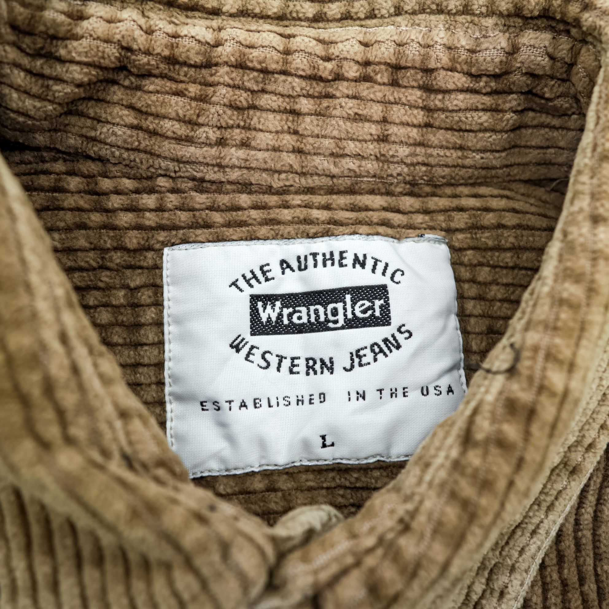 Wrangler 90s USA Made Corduroy Work Shirt L Brown Chest Pockets Snap Buttons