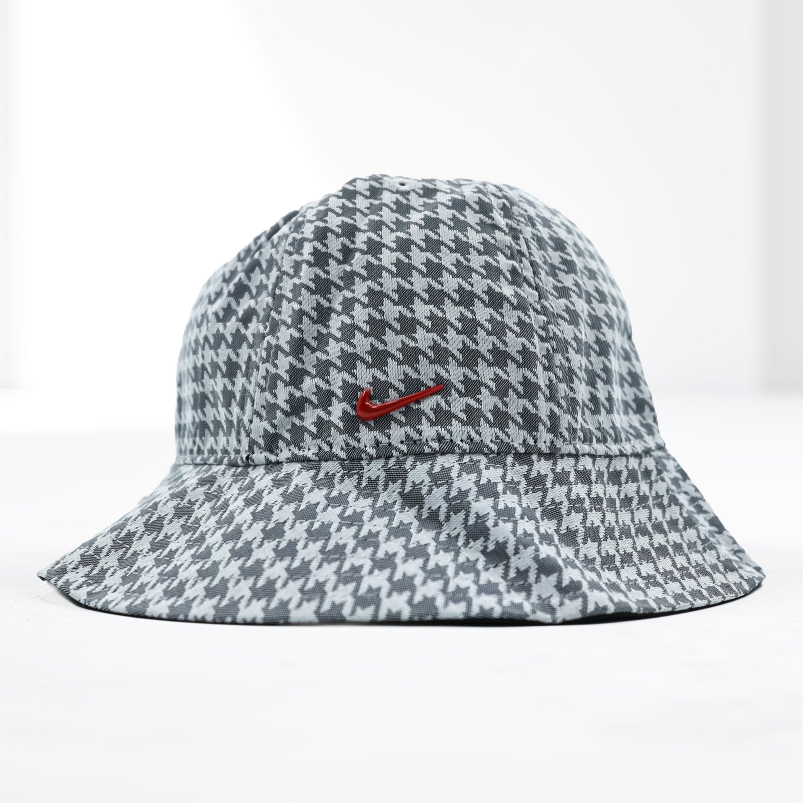 NIKE Bucket Hat M/L Houndstooth Gray All-over Pattern DJ5840-010 Unused Item