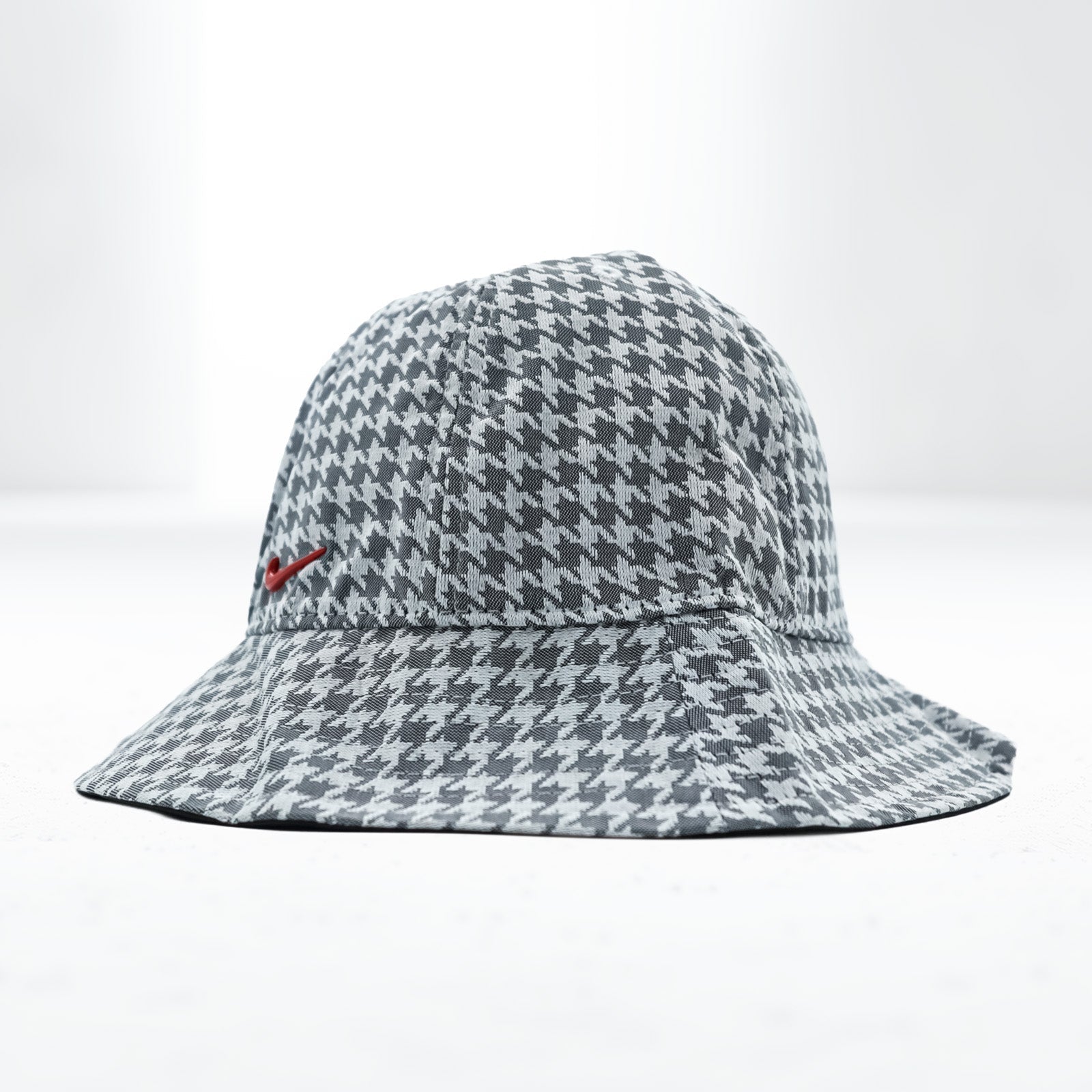 NIKE Bucket Hat M/L Houndstooth Gray All-over Pattern DJ5840-010 Unused Item