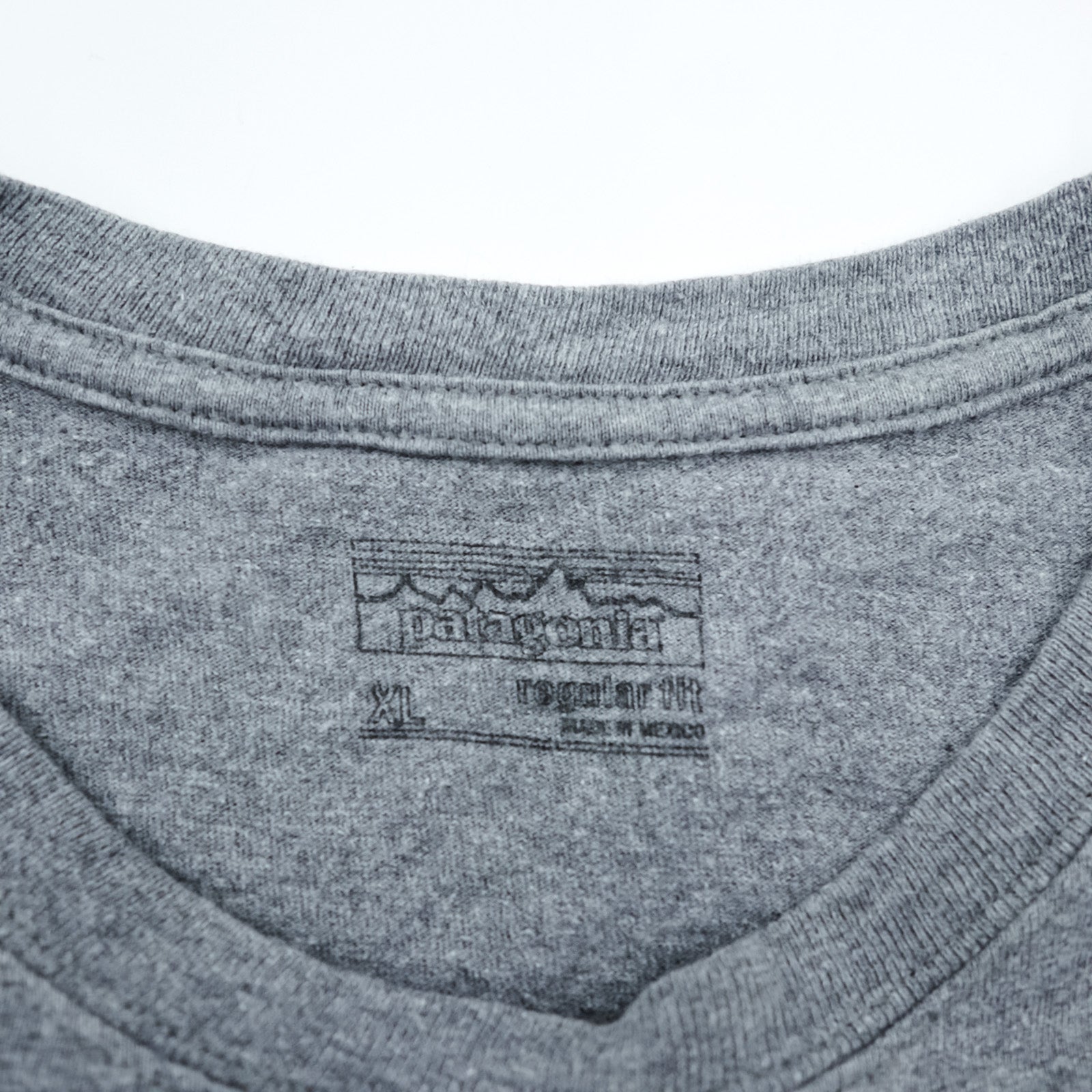 Patagonia P-6ロゴ 長袖Tシャツ ロンT XL グレー コットン 38704