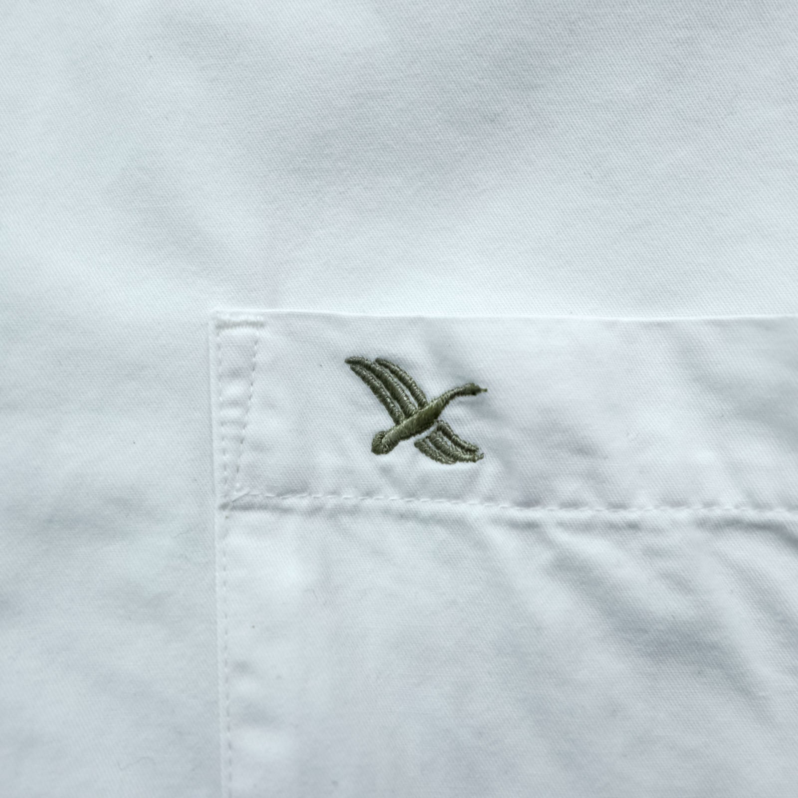 Eddie Bauer Oxford Button-Down Shirt, XL, White, Chest Pocket, Cotton