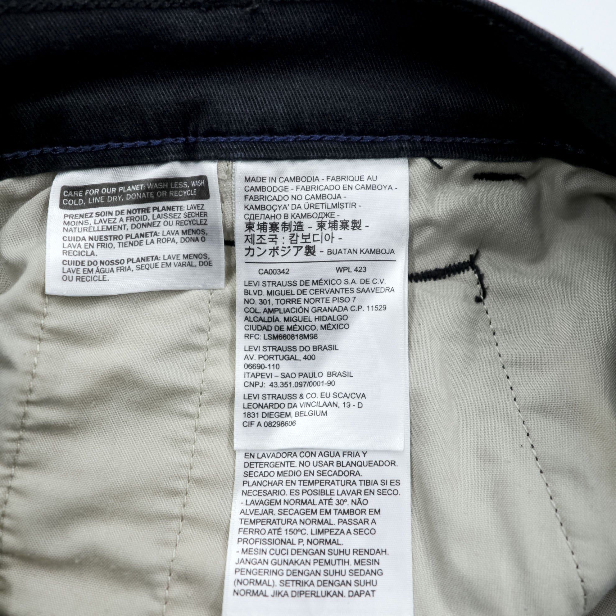 Levi's XX CHINO Slim Tapered Chino Pants Work Pants M Black Stretch 85227-0044