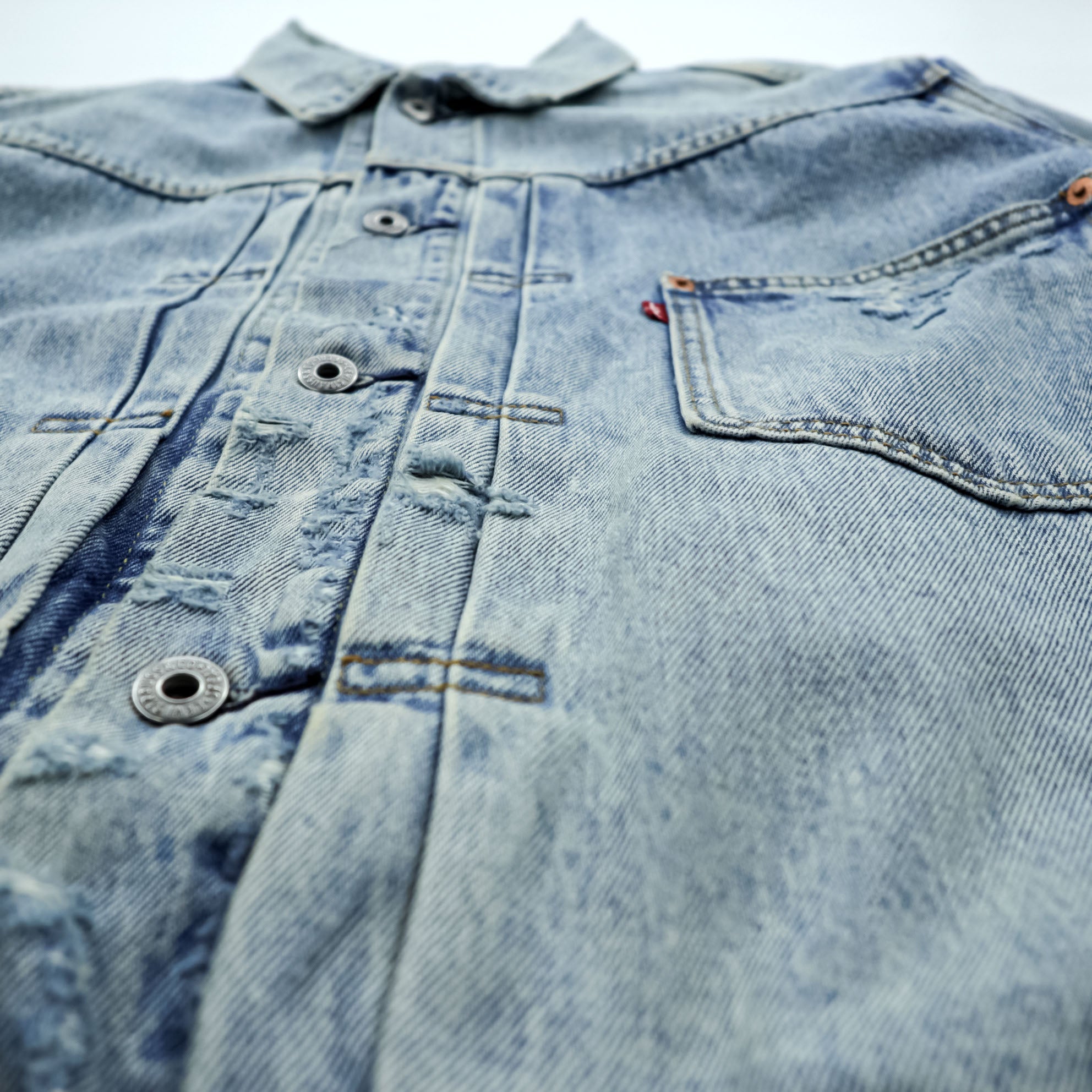 Levi's World War II Model 1st Type Big E Distressed Denim Trucker Jacket Type I G-Jean XL Cinch Back Short Length Double Pleats PREMIUM A3174-0006