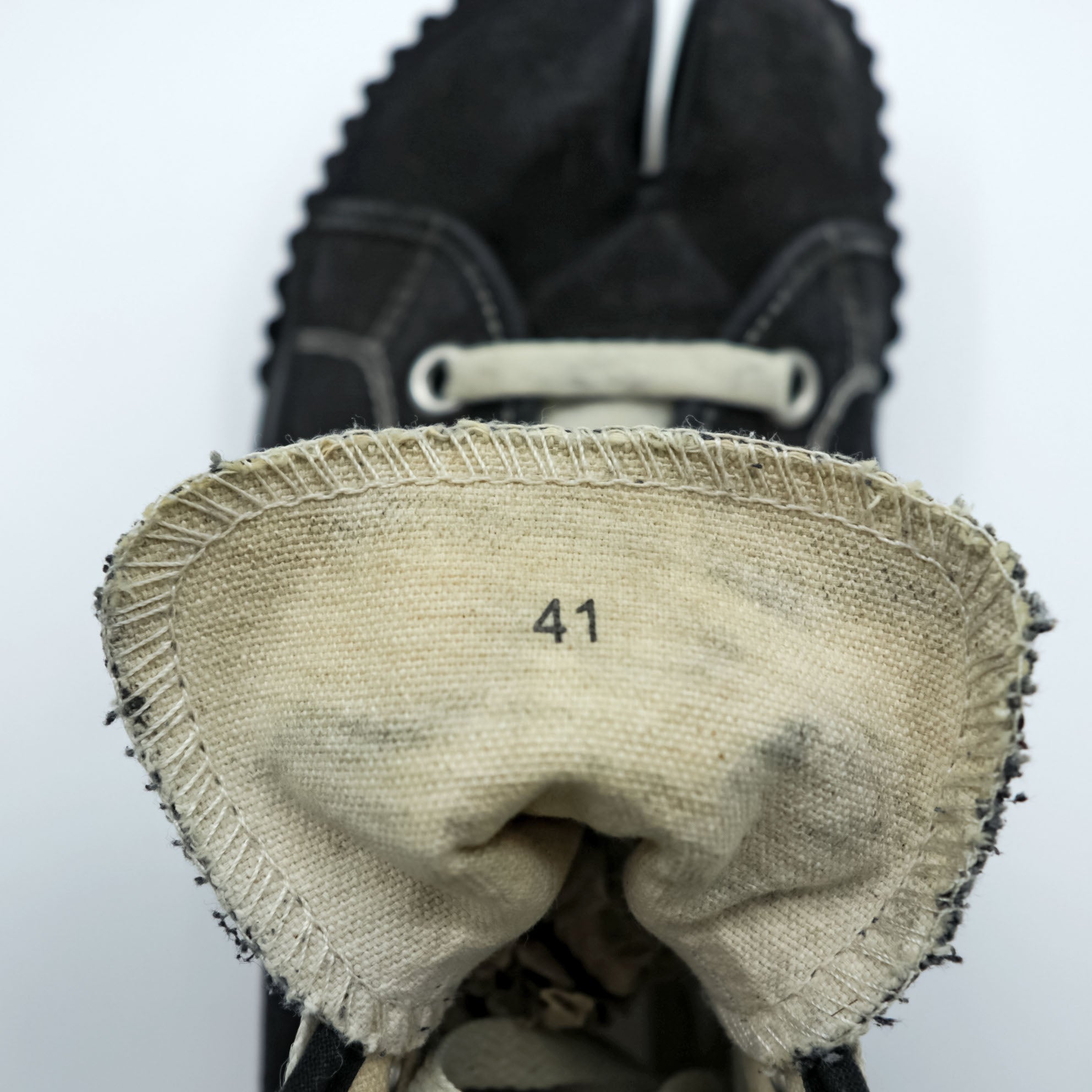 Maison Margiela Tabi Canvas High-Top Sneakers 26cm Black 22 S37WS0577