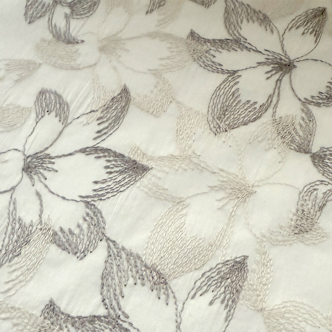 Kimono Unlined Two Flower Embroideries Off-White Cotton Kimono Cotton Lace Cotton Natural