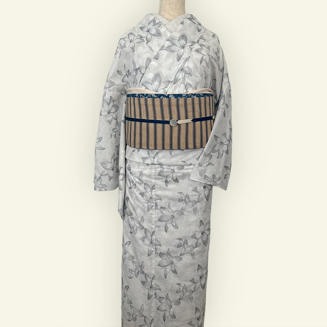 Kimono Unlined Two Flower Embroideries Off-White Cotton Kimono Cotton Lace Cotton Natural