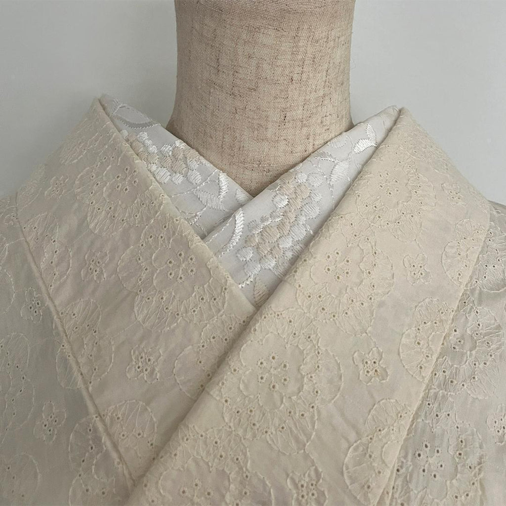半衿 白実の万両 刺繍 コットンレース オフ白 半襟 洗える エンブロイダリー