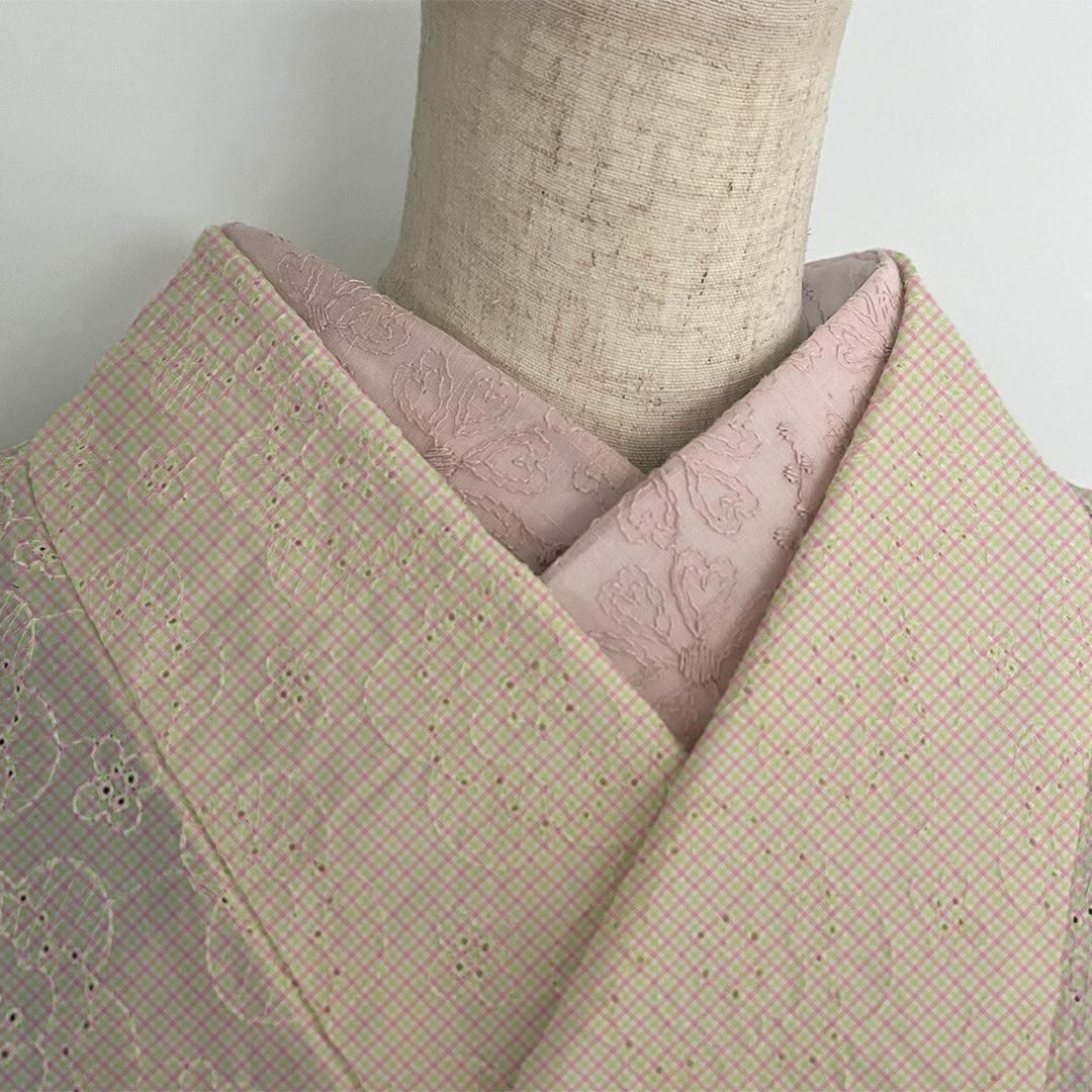 Han-eri (removable collar) Light Persimmon Cotton-Linen with Heart Flower Embroidery, Pink Han-eri Cotton-Linen Lace Summer