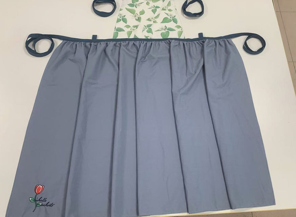 [Michelle Machoto] Michelle Machoto Chili Pepper Pattern Long Wide Gathered Apron D-0012