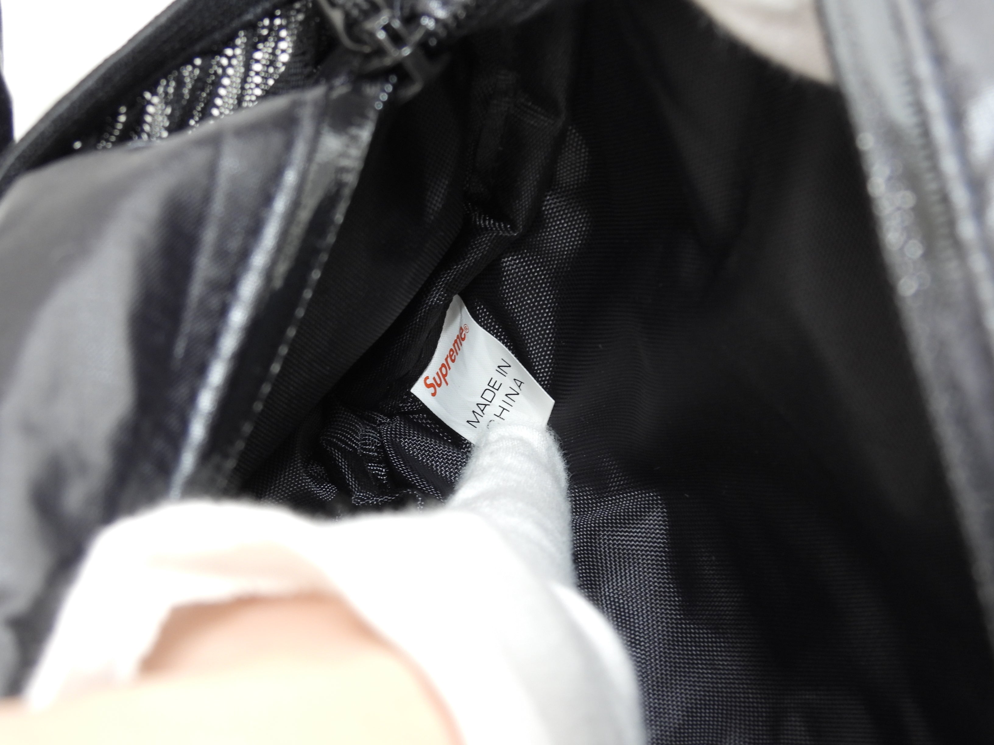 シュプリーム ボディバッグ Supremeロゴ ナイロン黒 バムバッグ ハンドバッグ 美品@ 7