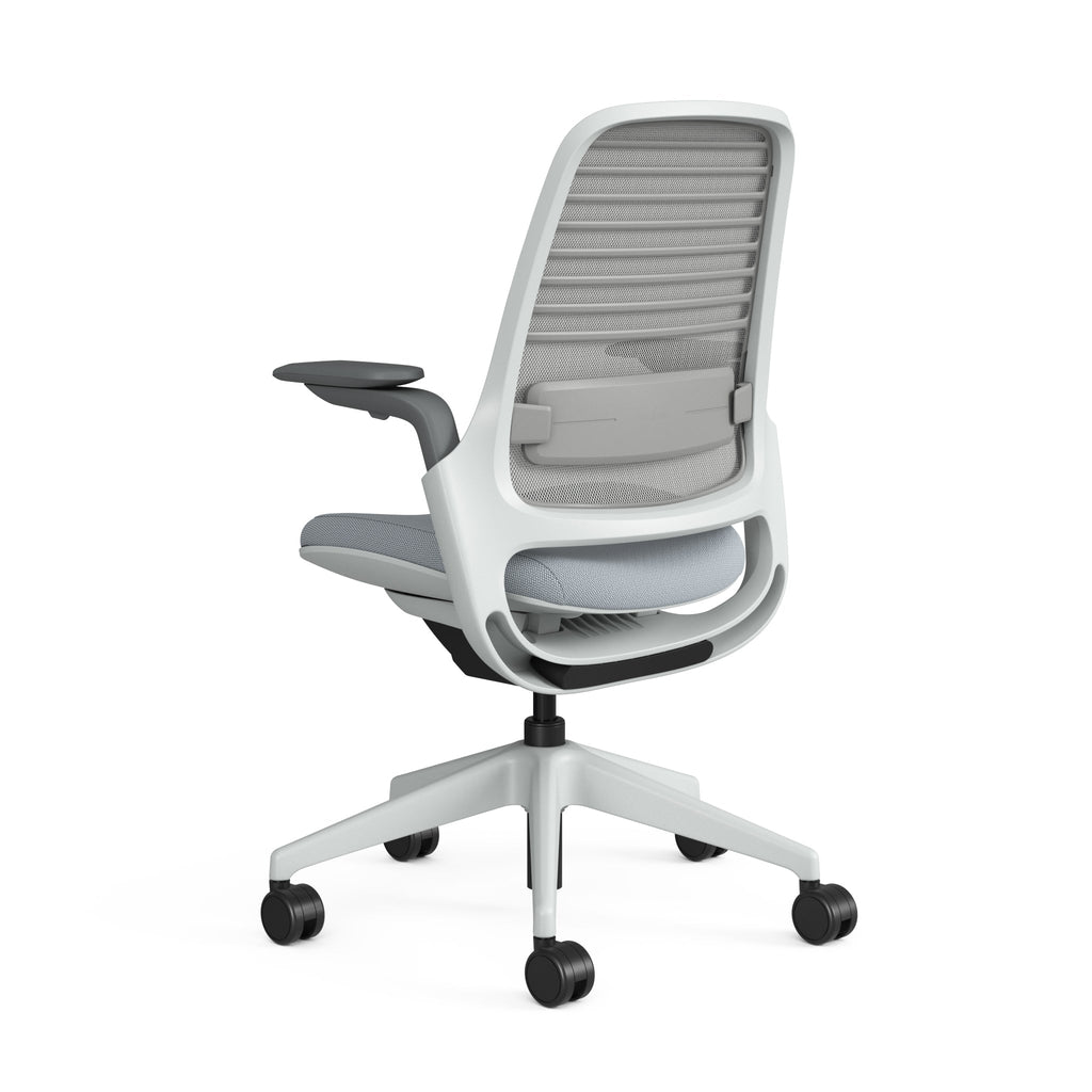 Steelcase Series 1 カーボンニュートラル®