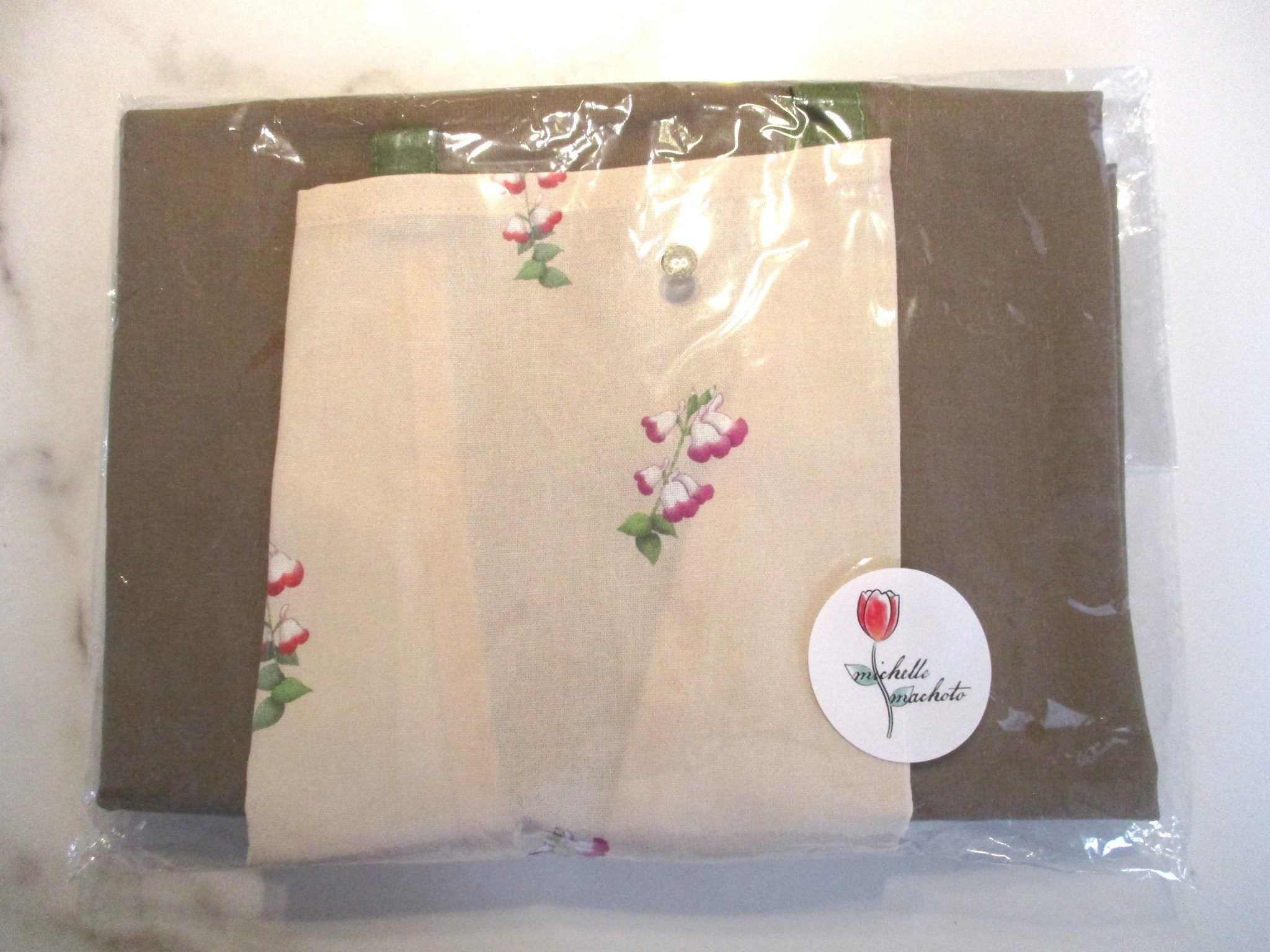 [Michelle Machoto] Michelle Machoto Cherry Sage Print Long Wide Gathered Apron D-0008