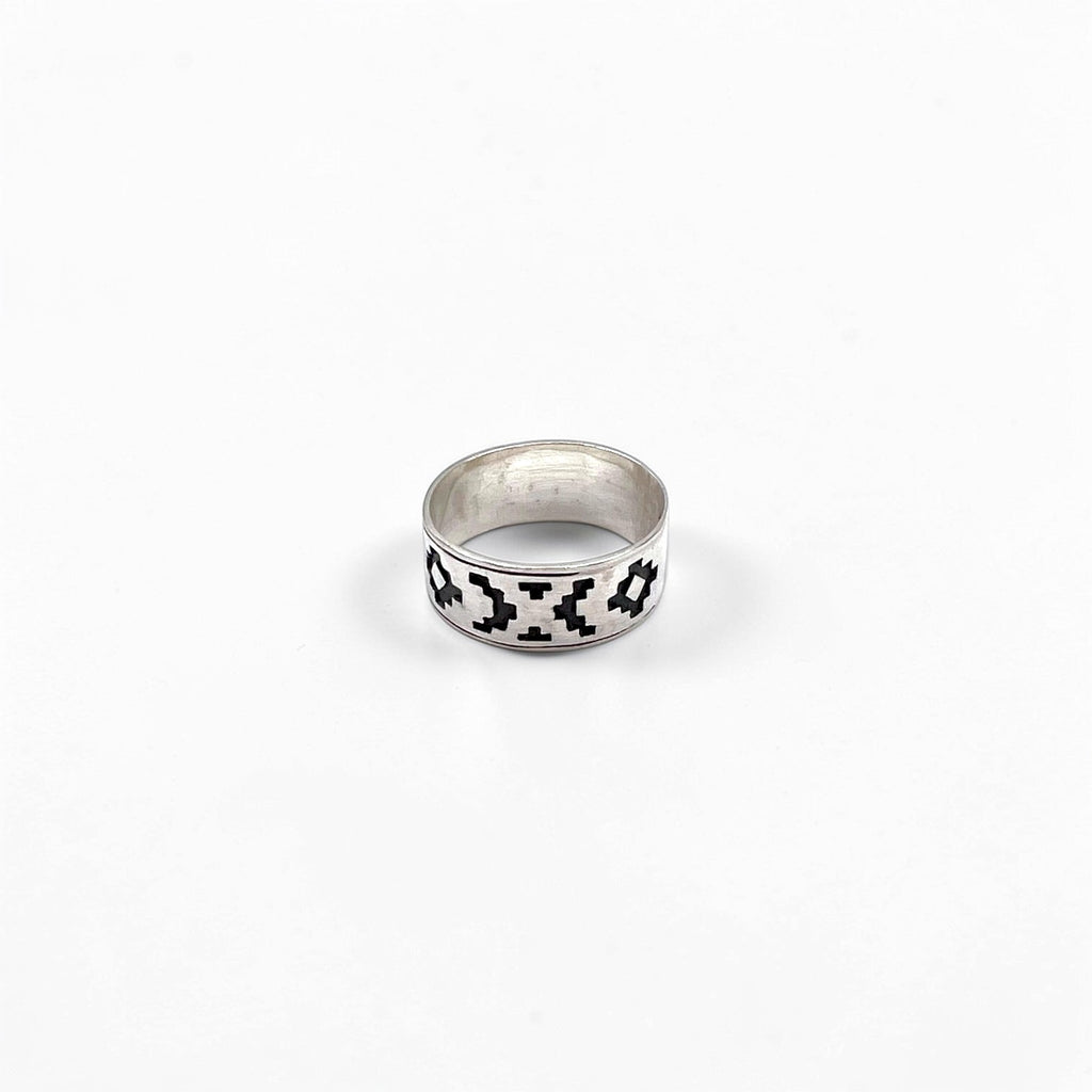 Vintage Silver 925 Ring Indian Jewelry Chimayo Pattern Ring Size 19 Silver 925 Native