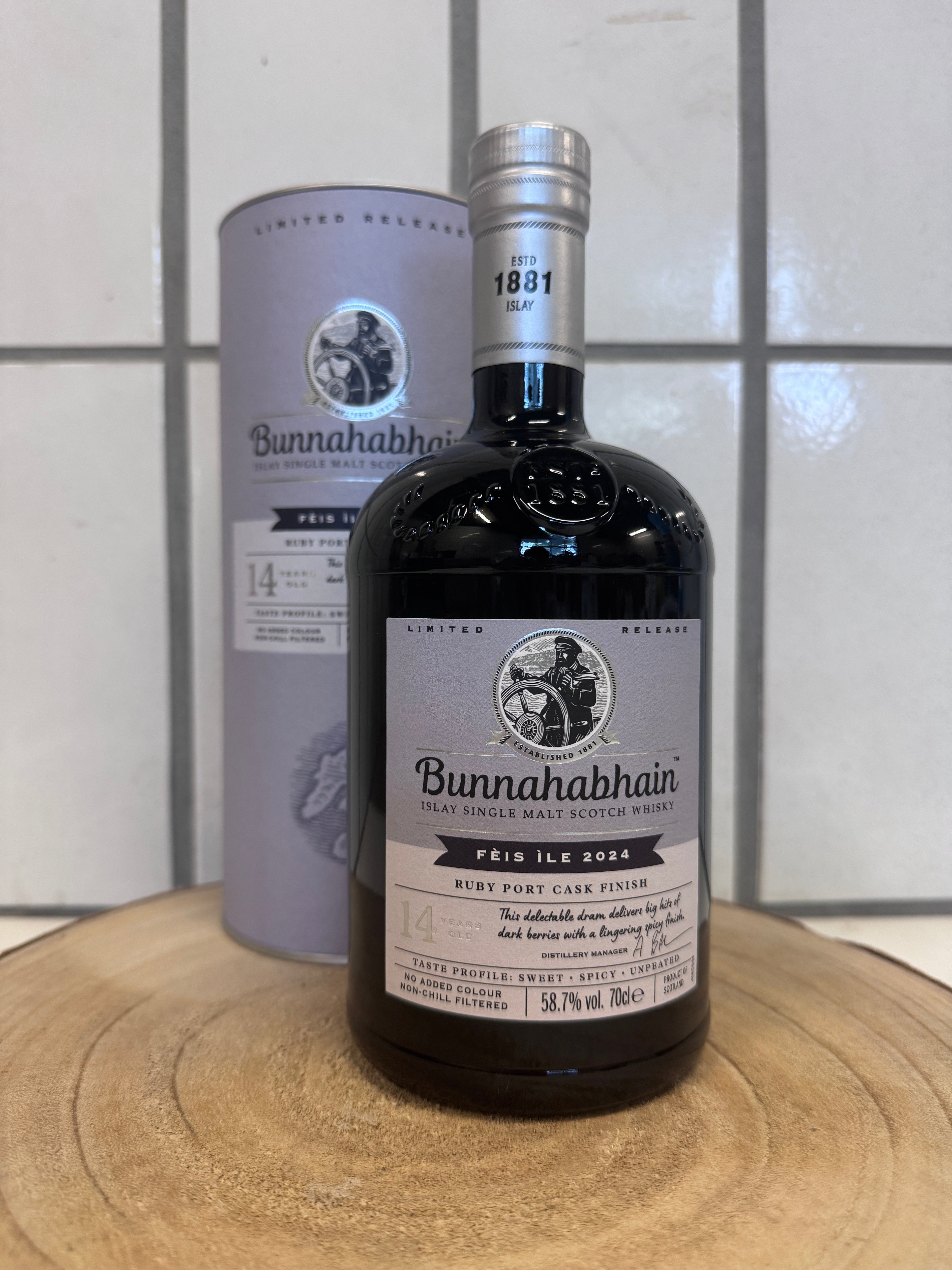 ブナハーブン ルビーポートカスクフィニッシュ 14年　Bunnahabhain 14-year-old Fèis Ìle 2024 Ruby Port Cask Finish　58.7％