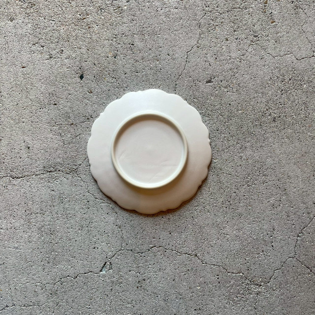 Bean plate, Relief saucer φ10, White [FK17]