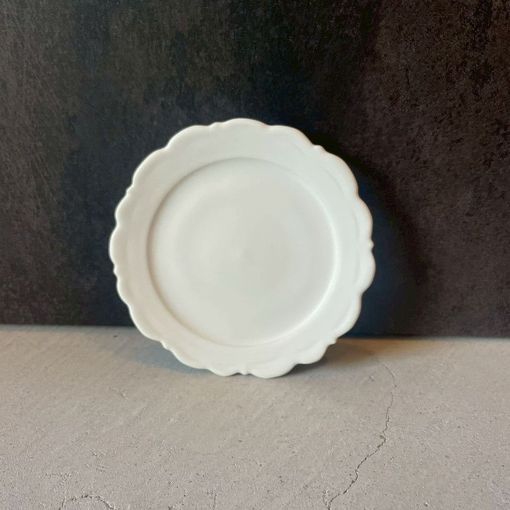 Bean plate, Relief saucer φ10, White [FK17]