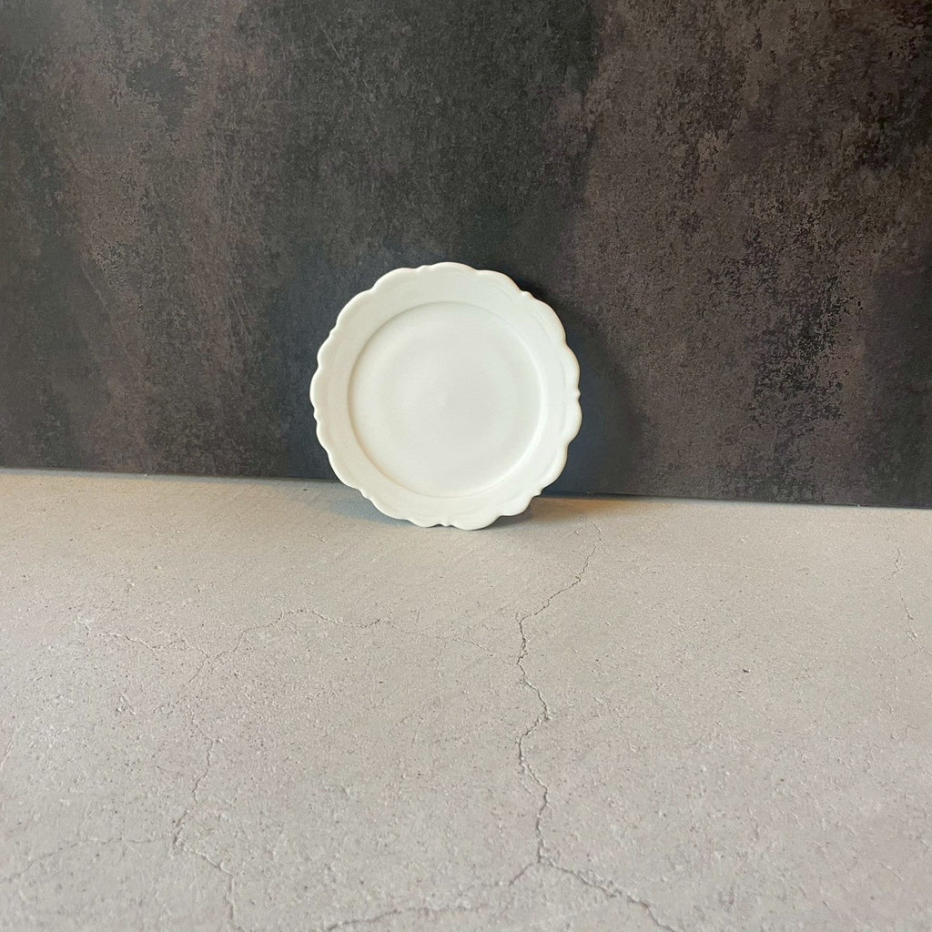 Bean plate, Relief saucer φ10, White [FK17]