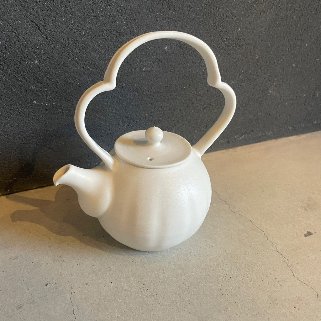 Unique Handle Kyusu Teapot 300cc - White [FK35a]