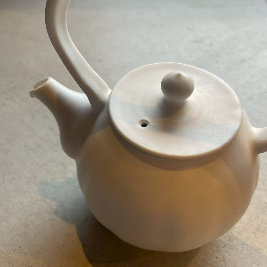 Unique Handle Kyusu Teapot 300cc - White [FK35a]