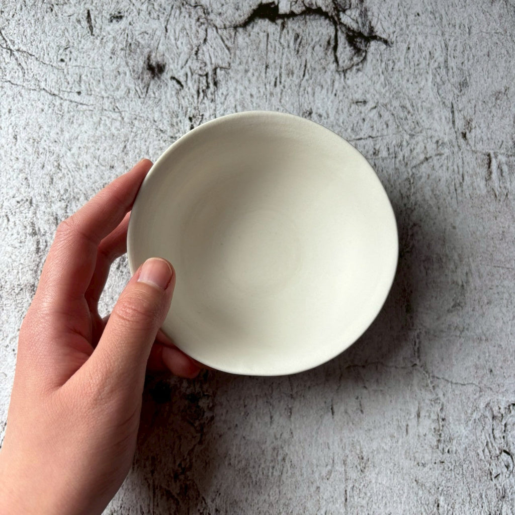 作家　飛松灯器　茶碗　白【22】