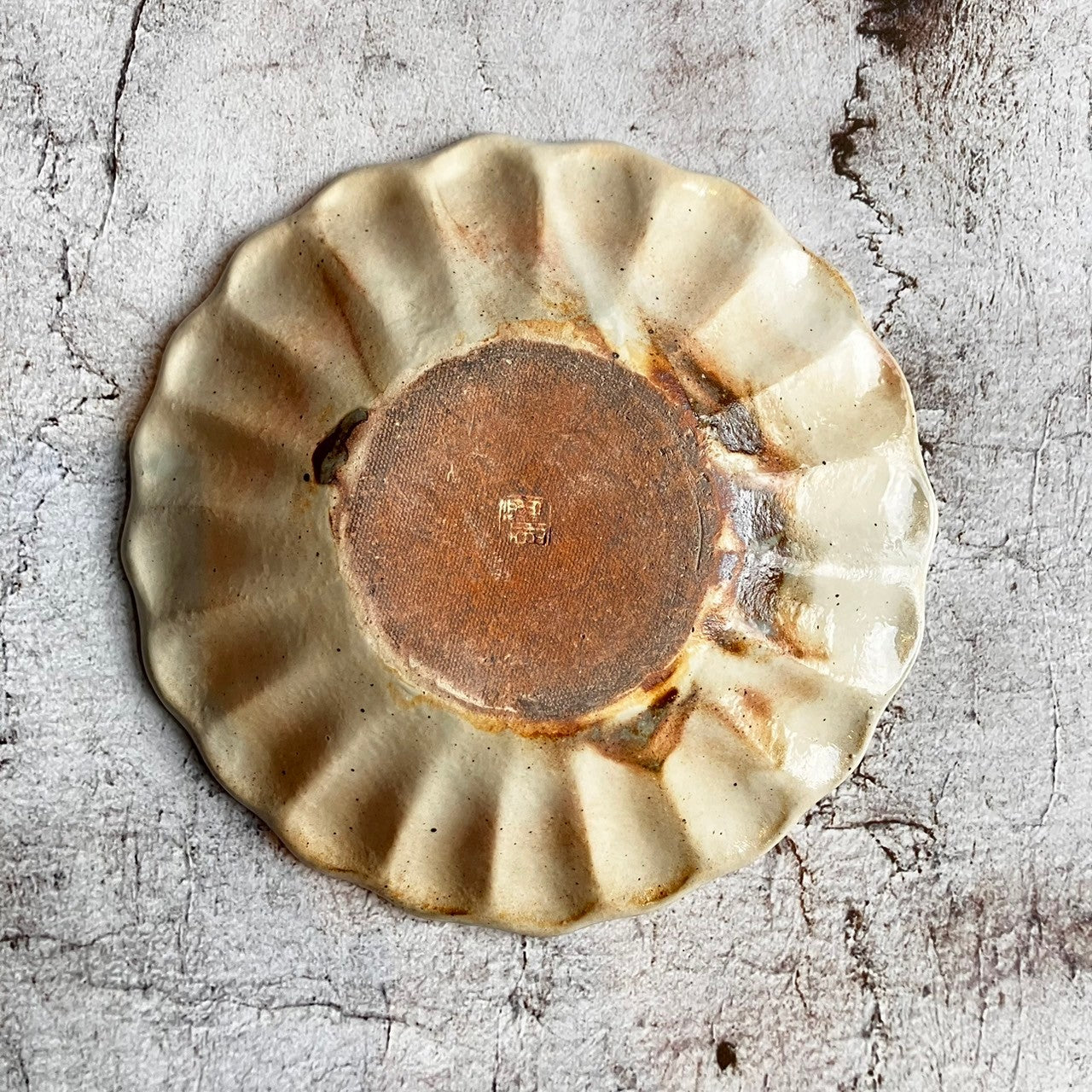 Rinka Deep Plate, Large - Tetsusan | Furutani Tougei (Shigaraki Ware Ceramics) [Old 33]