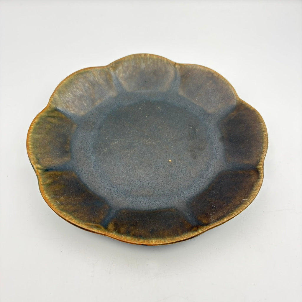 Rinka plate, medium, with rust glaze [Old 9]