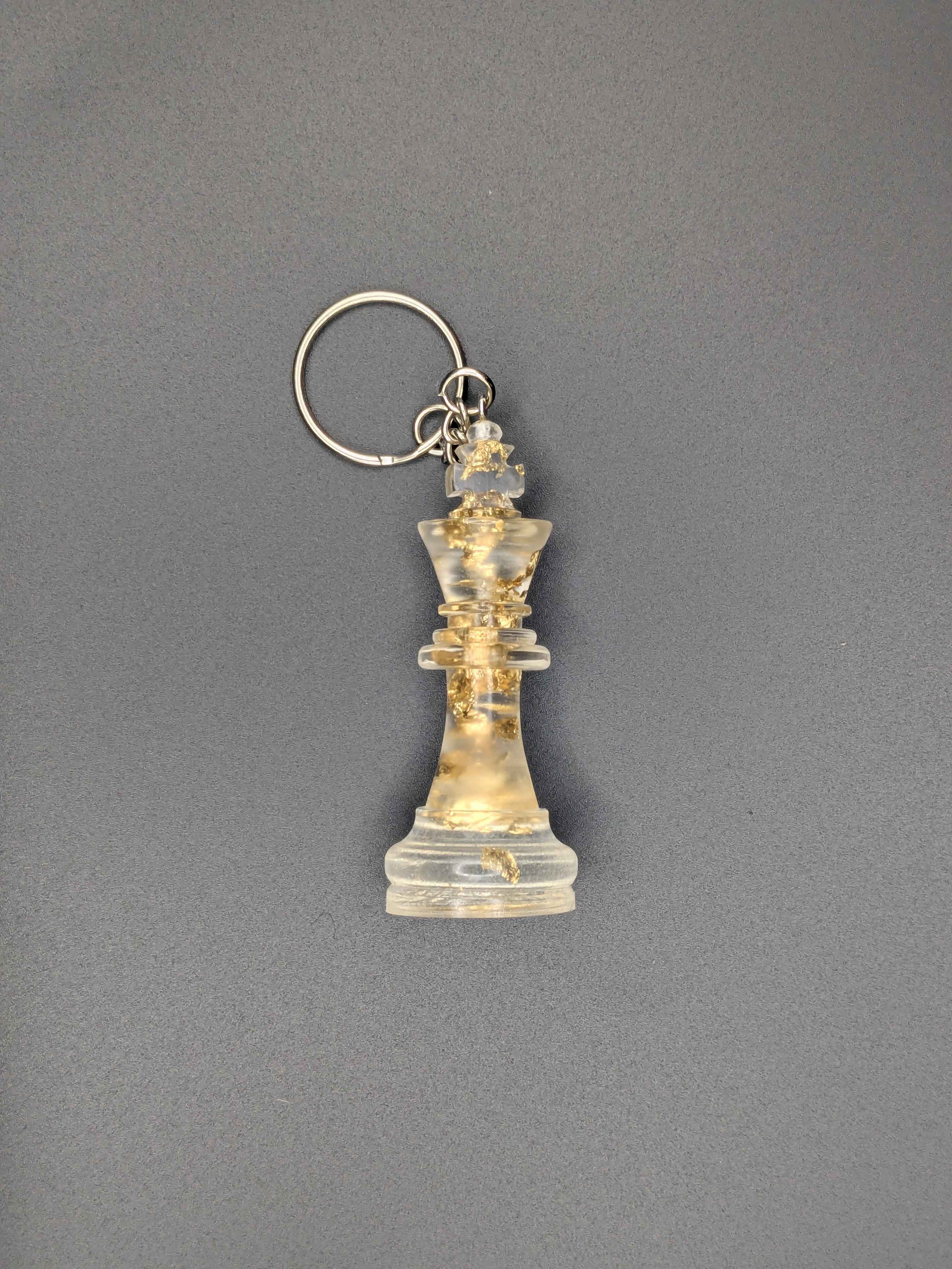 チェス　キーホルダー　エポキシ樹脂　金箔