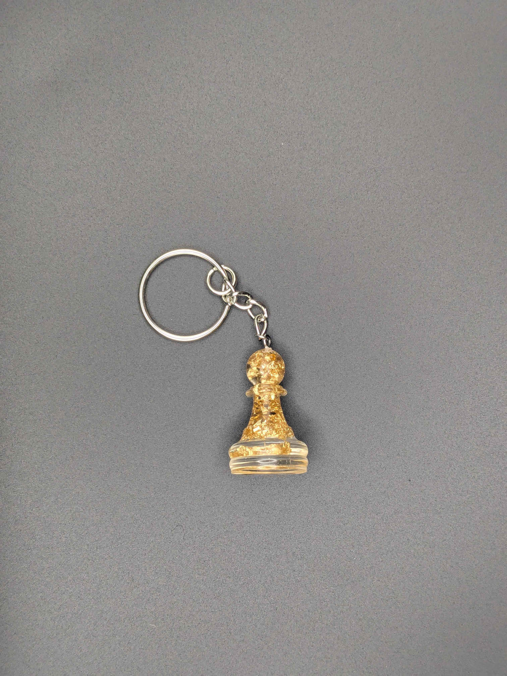 チェス　キーホルダー　エポキシ樹脂　金箔