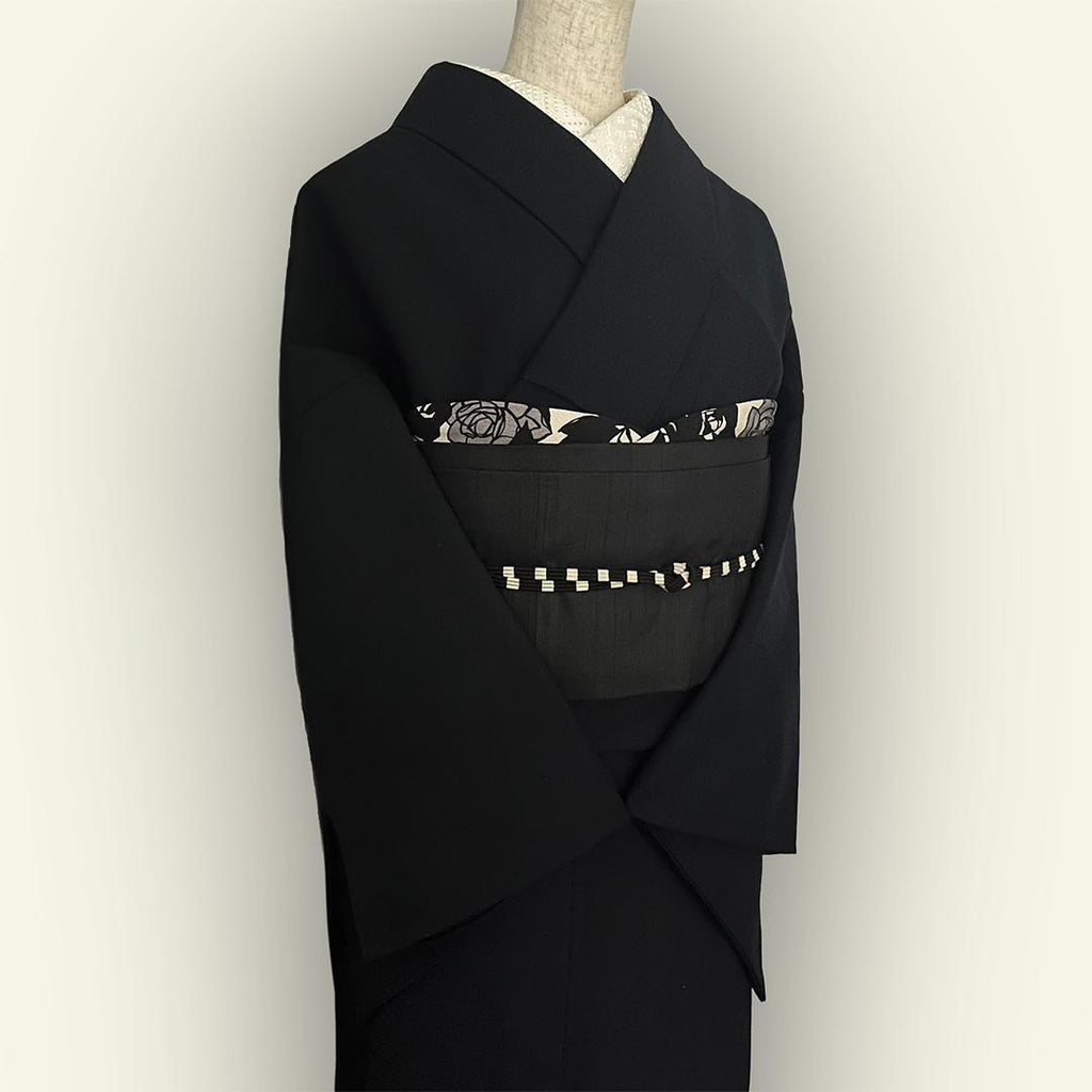 Obiage Retro Modern Chirimen Sand Color with Dusky Silver Yumeji Rose Crepe Obiage