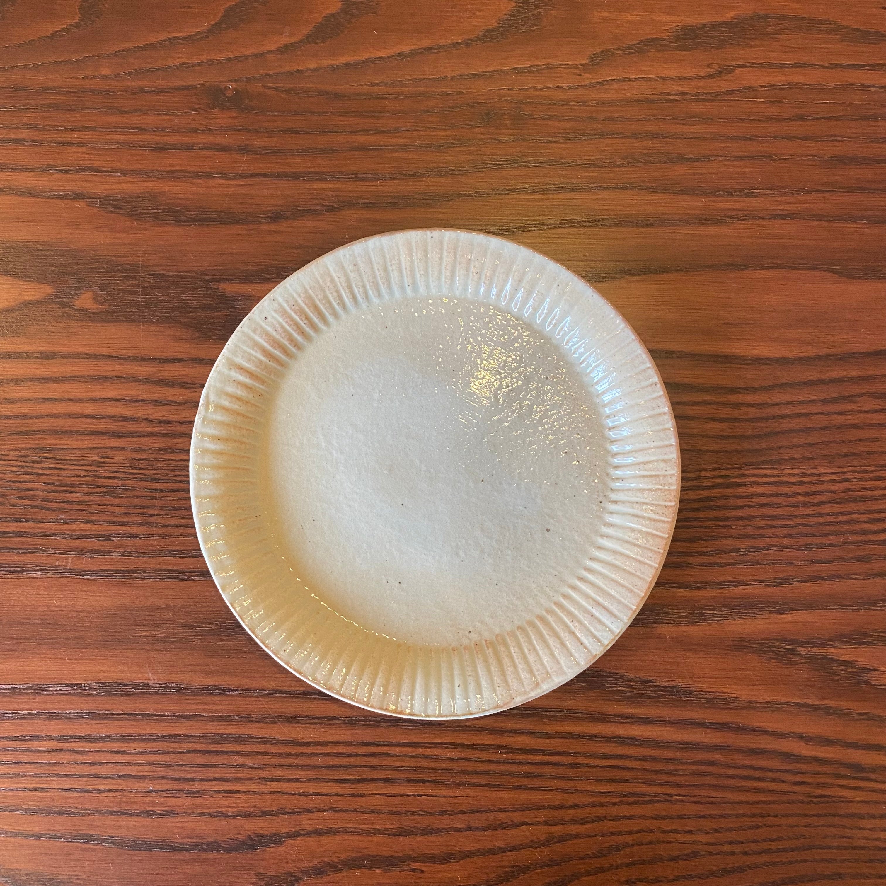 Ruffle Plate M, iron filings | Furutani Pottery (Shigaraki Ware ceramic) [Ancient 48]