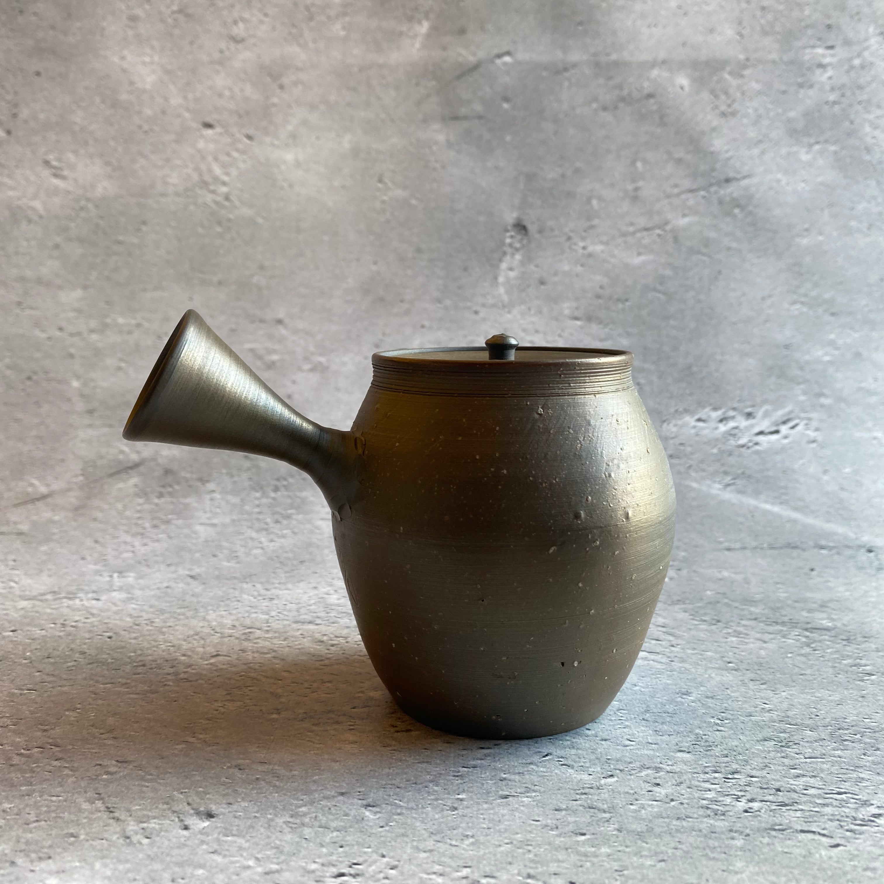Unglazed pear-skin kiln-varied kyusu (260ml) [9]
