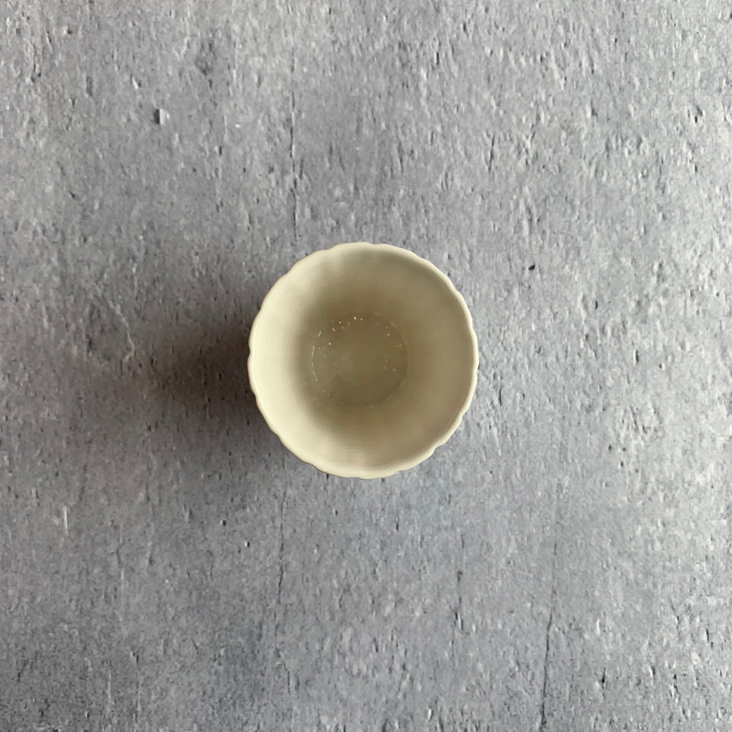 作家　飛松灯器　shaved cup SS / 台湾茶杯 / white【13】