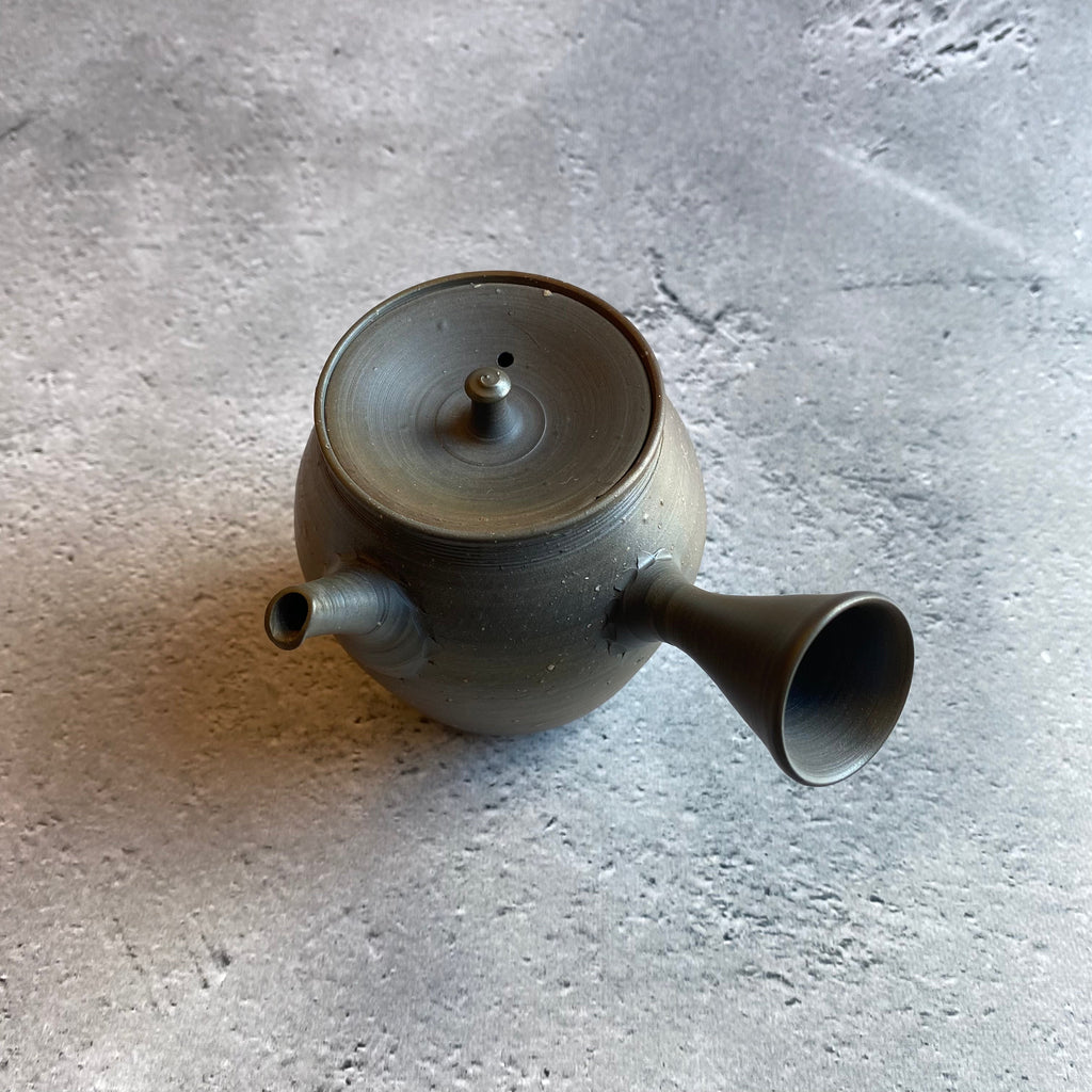 Unglazed pear-skin kiln-varied kyusu (260ml) [9]