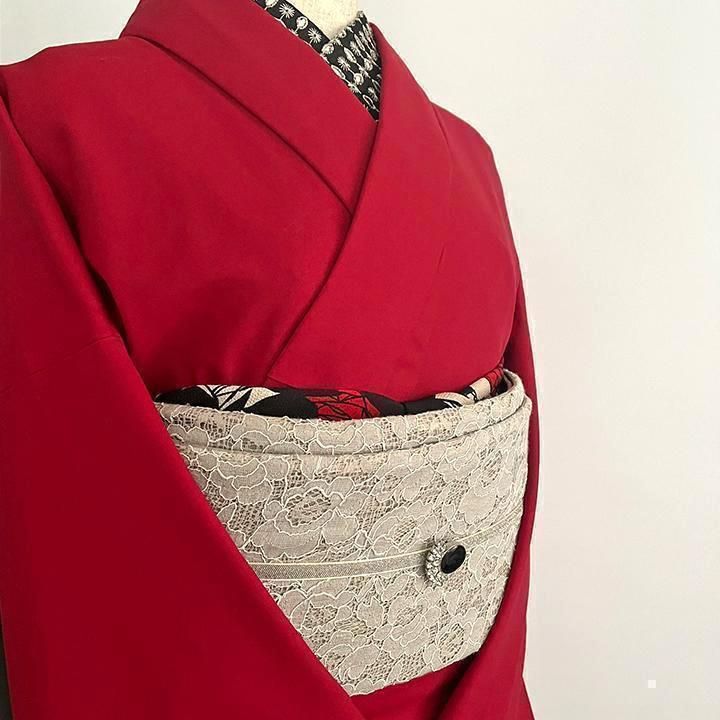 Obiage: Retro Modern, Chirimen Crepe, Sand-colored with Deep Crimson Yumeji Roses