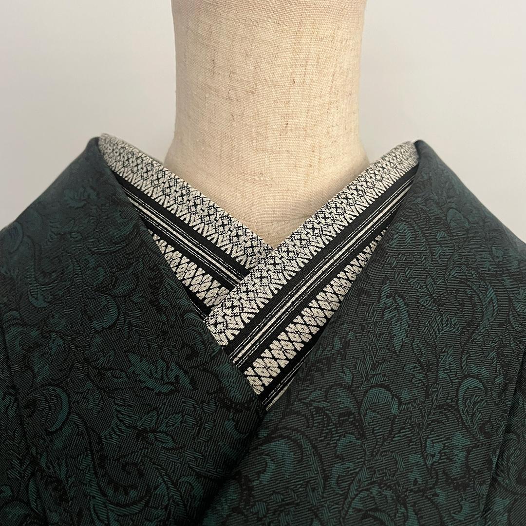 Half-collar, chirimen, crisp Kenjo, black, vertical Hakata-ori pattern, half-collar, chirimen, white, black