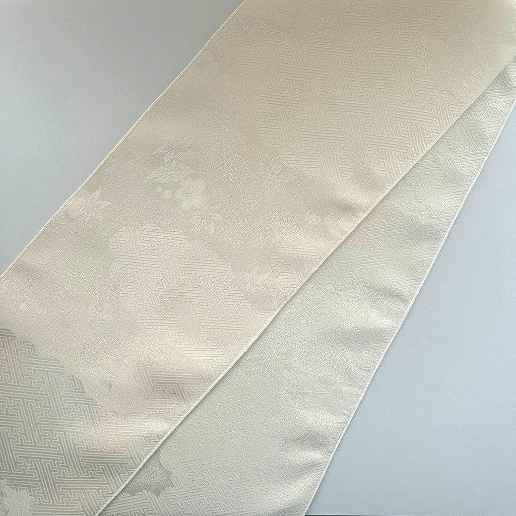 [Blemished] Haneri, Silk, Sayagata, Kumotori, Ume, Momiji, Tango Chirimen, Off-White, Coming-of-Age Ceremony
