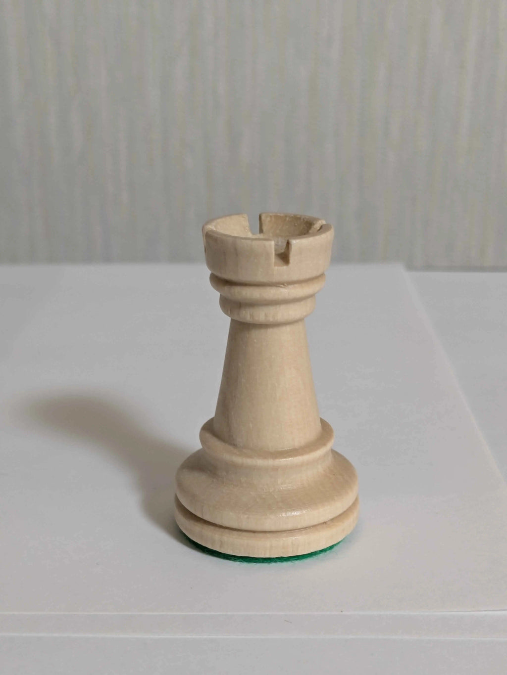 WEGIEL　チェス駒　Staunton　(スタントン)　No.6　収納箱付き　クイーン２個付き
